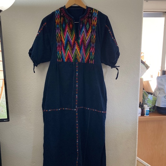 Dresses & Skirts - Embroidered Navy Dress South American design tie back boho 1060’s